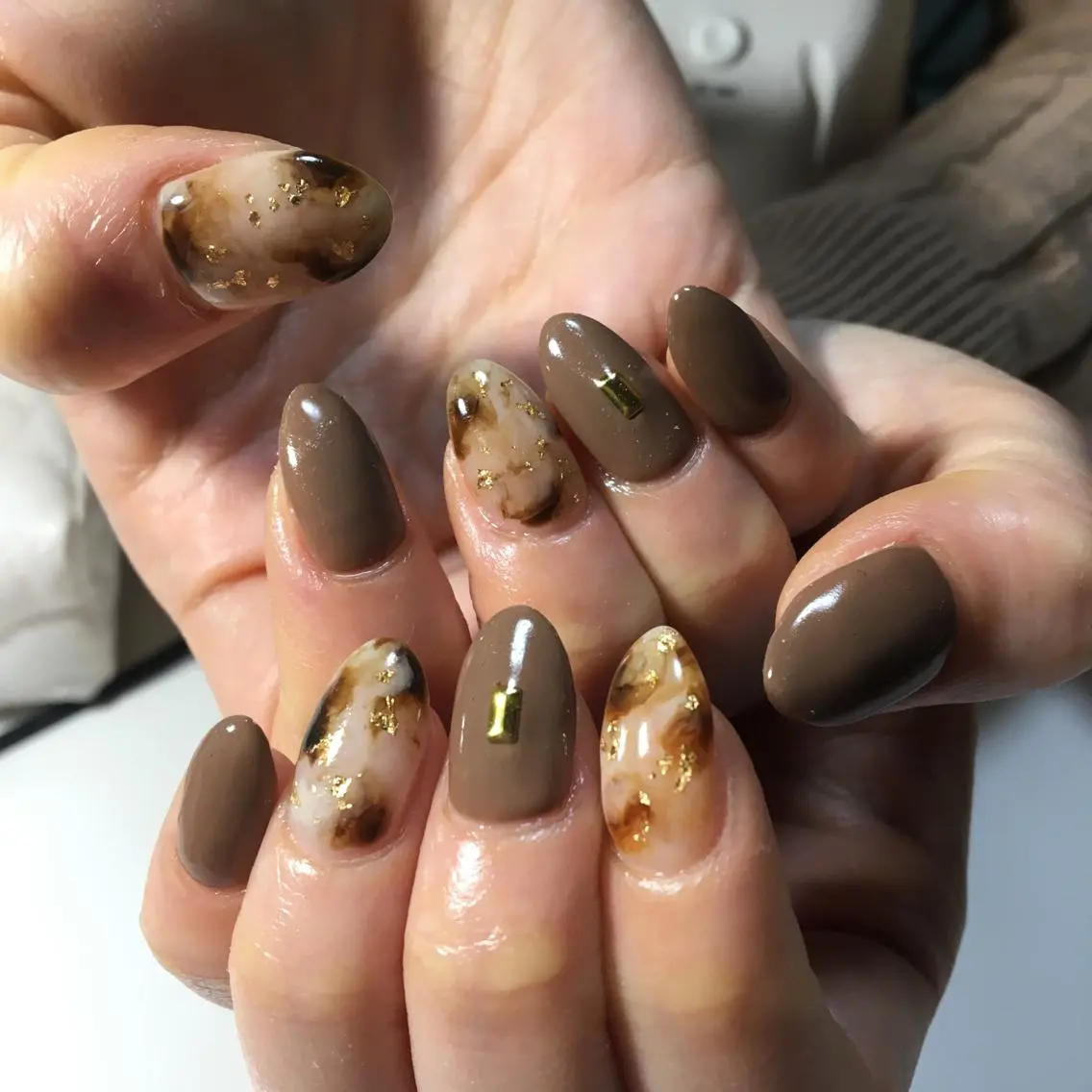ネイル ストーンネイル nail Beeのネイルデザイン