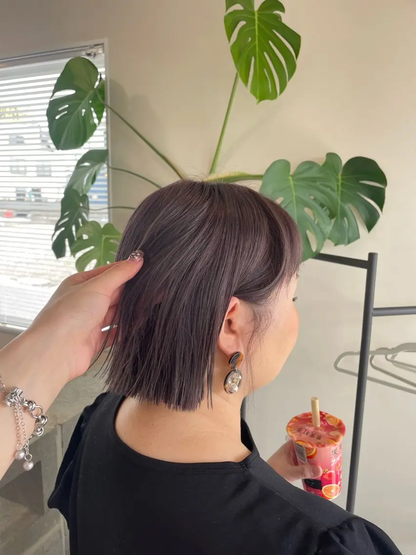 カラー ヘアカラー 尾﨑 ひよりのヘアスタイル