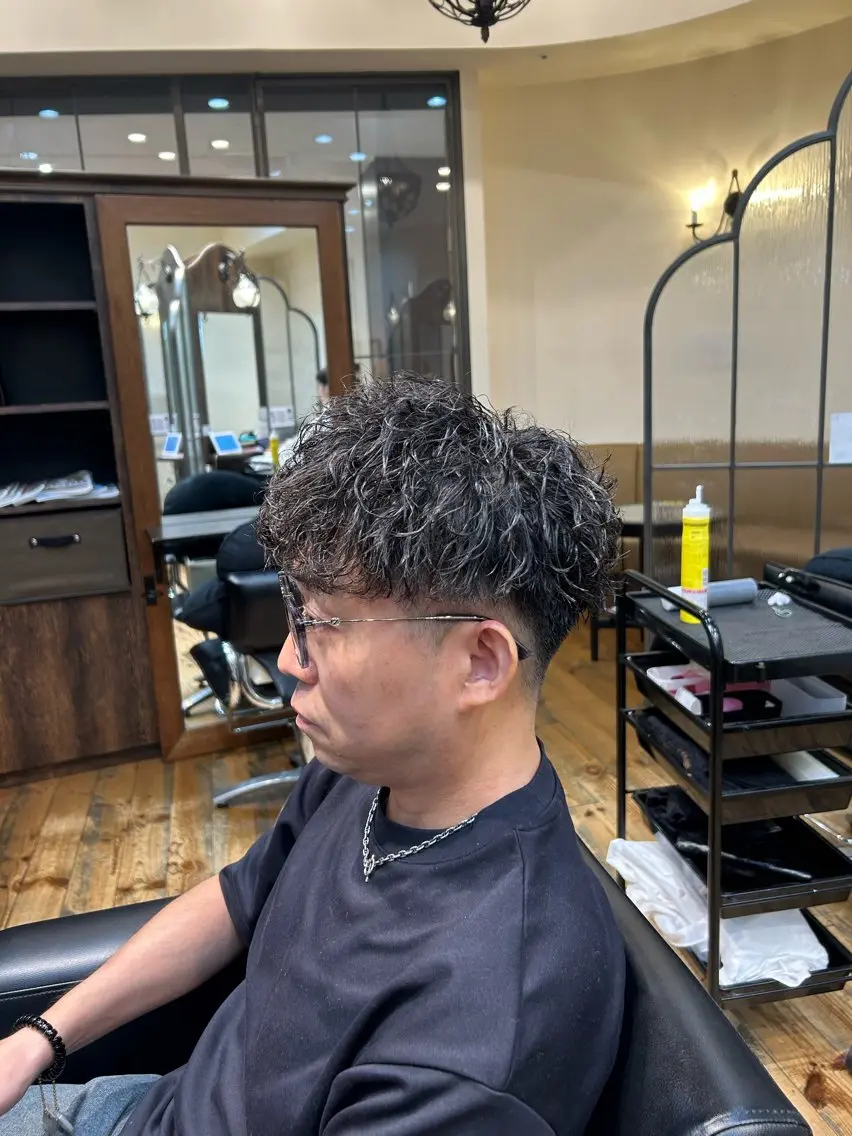 【メンズ限定メニュー】メンズカット+ツイストorスパイラルパーマの写真