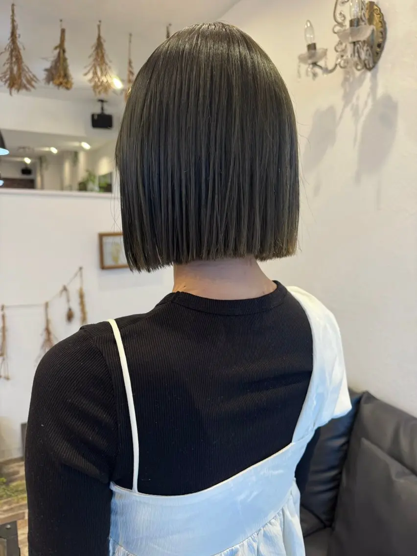 ショート カラー グレージュ オリーブグレージュ オリーブグレー ヘアカラー m ā l o.🌷 サカモトマイコのヘアスタイル