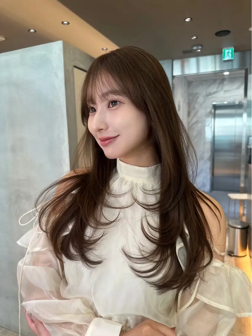 ロング カラー ブリーチ 透明感カラー ブリーチなしカラー ヘアカラー トリートメント hina /透明感艶カラー✨️のヘアスタイル