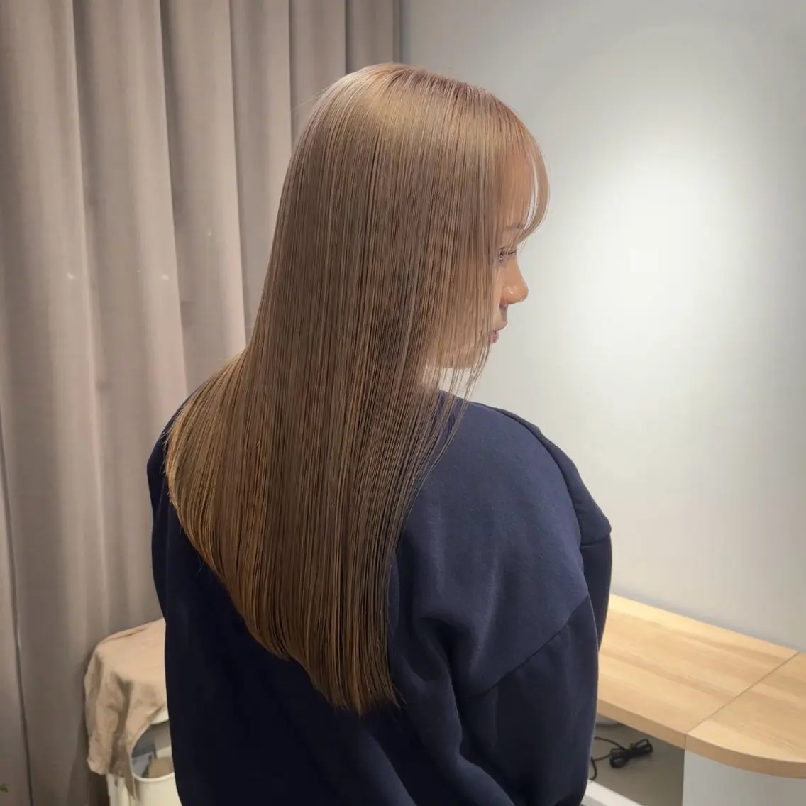ロング ヘアカラー 吉田 葉音のヘアスタイル