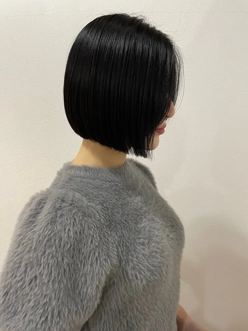 ショート ボブ 川元 汐音のヘアスタイル