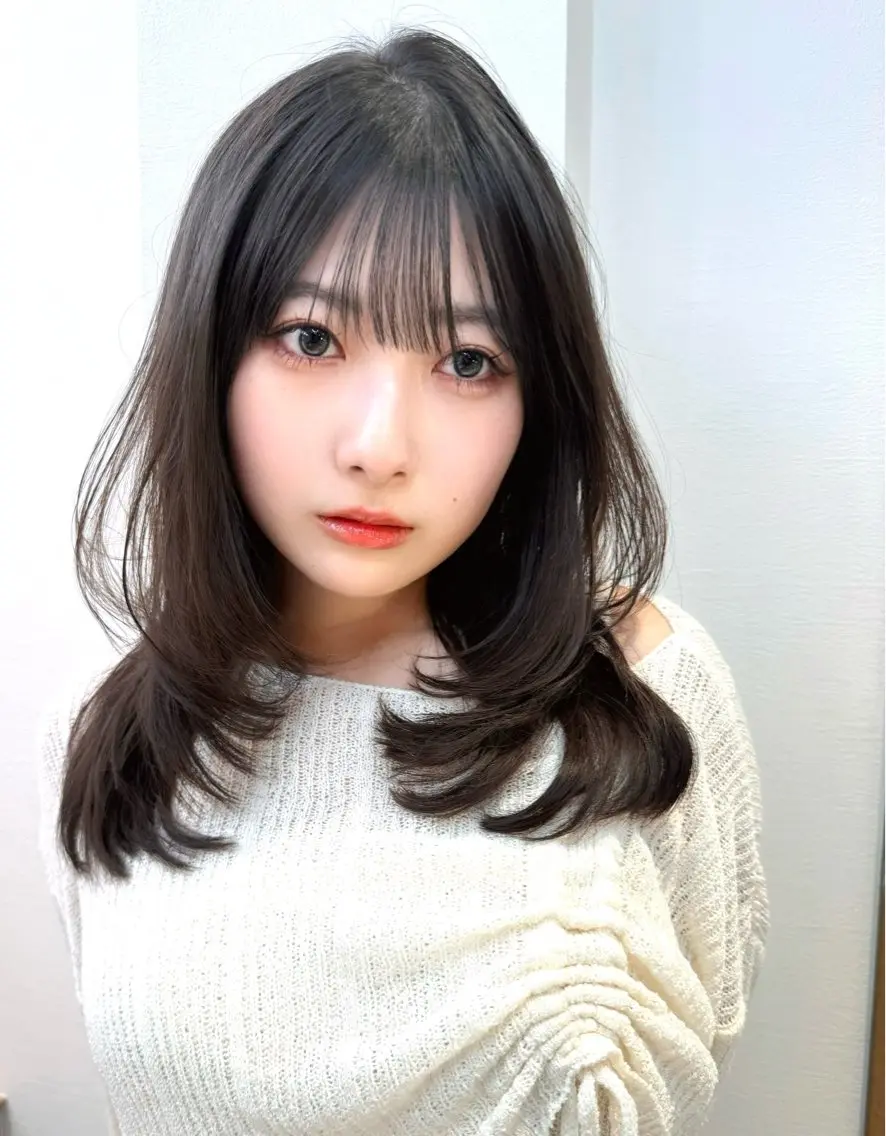 ミディアム カラー カット ヘアカラー トリートメント レイヤーカット /透明感カラー西田のヘアスタイル