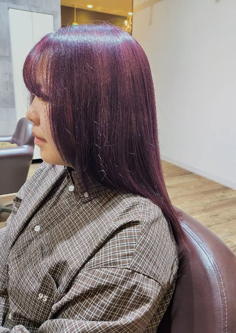 カラー ブリーチ 透明感カラー ハイトーンカラー ラベンダーカラー 吉岡 天星のヘアスタイル