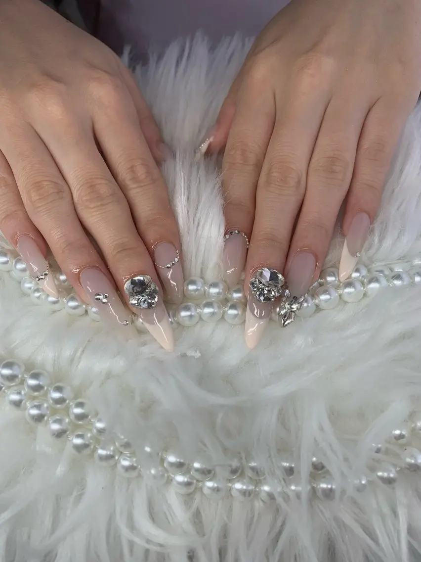 ネイル アートネイル オーロラネイル チークネイル 長さ出し フットネイル ハンドネイル 銀河_ Chan nailsのネイルデザイン