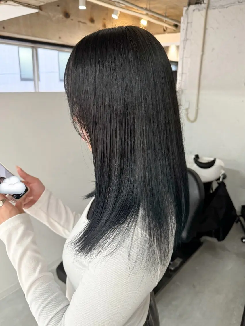 セミロング 🪐hikari /切りっぱなしボブのヘアスタイル