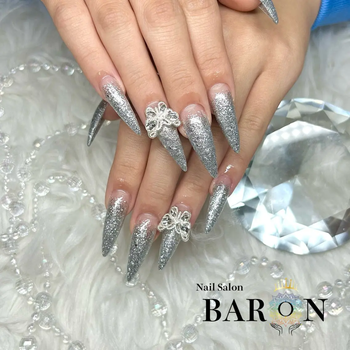 ネイル ラメ(グリッター) ラメグラデーション シルバー ハンドネイル ♛︎BARON♛︎ SUMIRE.のネイルデザイン