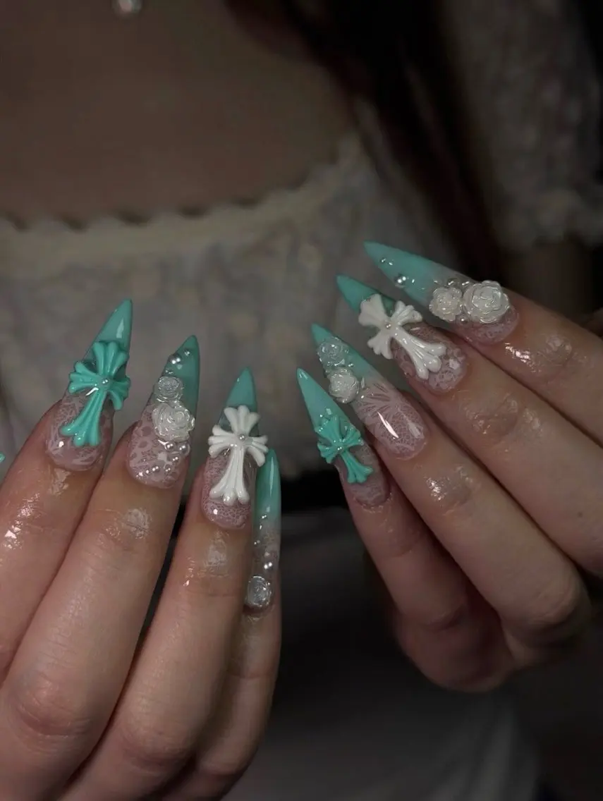 ネイル ハンドネイル HAPPI NAIL CALINのネイルデザイン