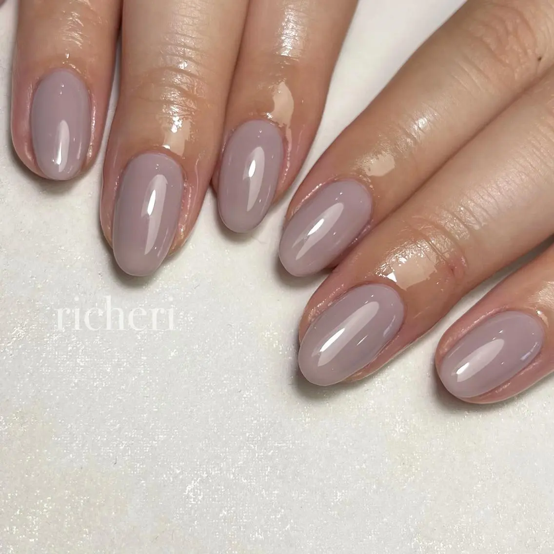 ミディアム ネイル ハンドネイル richeri beautyのエステ・リラクイメージ