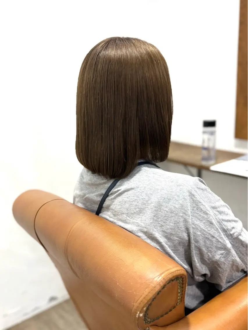カラー 井手 梨乃のヘアスタイル
