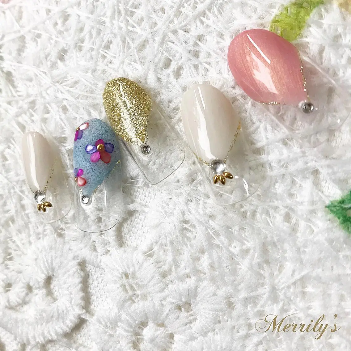 ネイル Merrily's Hagi Minaのネイルデザイン