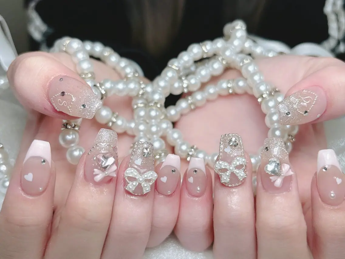 ネイル 成人式 ジェルネイル ロングネイル マグネットネイル ミディアムネイル ハンドネイル MoMoA Nail ネイル長さ出し専門店のネイルデザイン