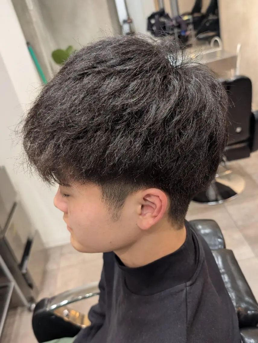 ミディアム メンズ カット QOL札幌YUTO （旧QOL円山）のヘアスタイル