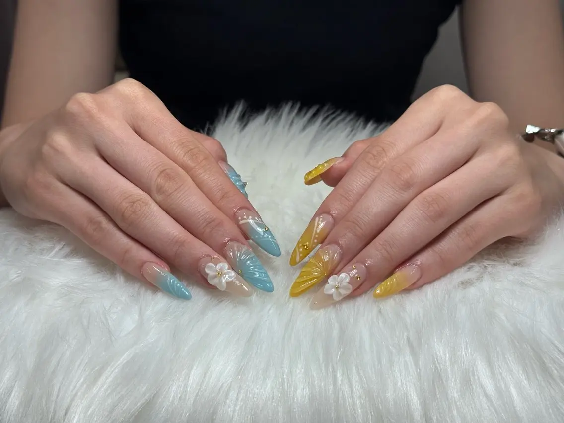 ネイル ハンドネイル AKINA NAILのネイルデザイン