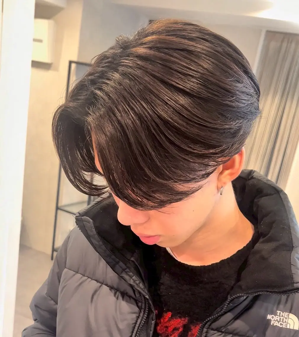 メンズ センターパート 甲斐 大誠のヘアスタイル