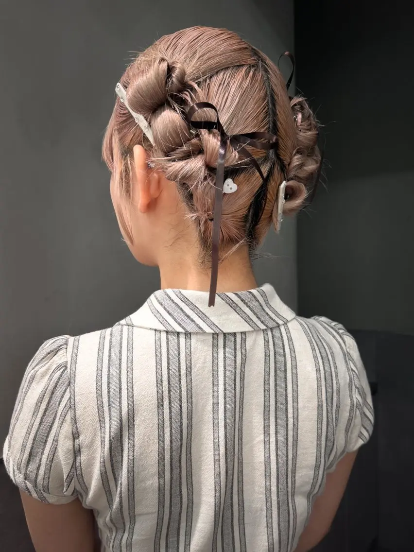 ショート ボブ Hinata🛸 ハイトーン美容師のヘアスタイル