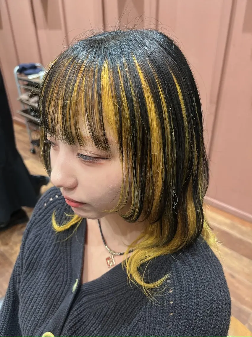 セミロング カラー イエローカラー 🌻井上 マリー🌻のヘアスタイル