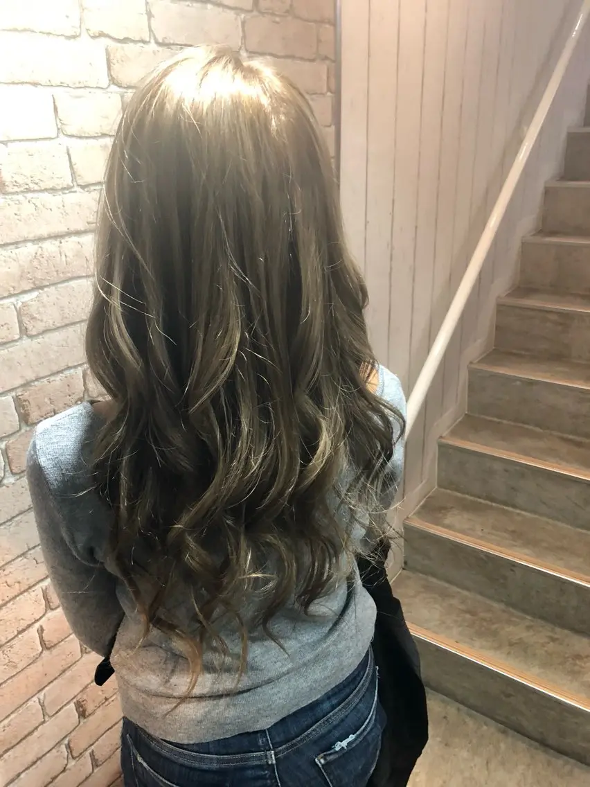 ロング ヘアカラー ❤️可愛いハイトーン を造る❤️AKIRAのヘアスタイル