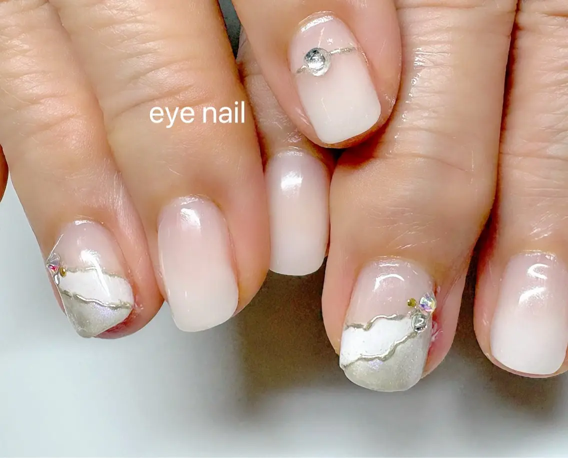 ネイル アートネイル グラデーション マグネットネイル ミラーネイル Eye nailのネイルデザイン