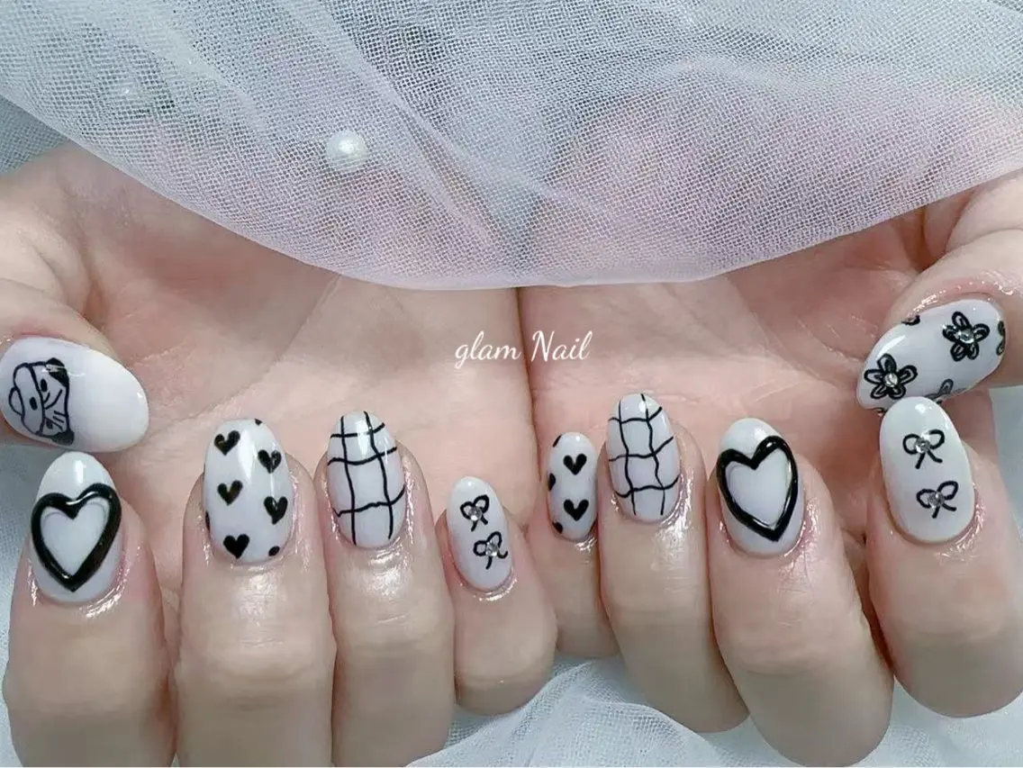 ネイル エツメ💅 長さ出し🎀デザインのネイルデザイン