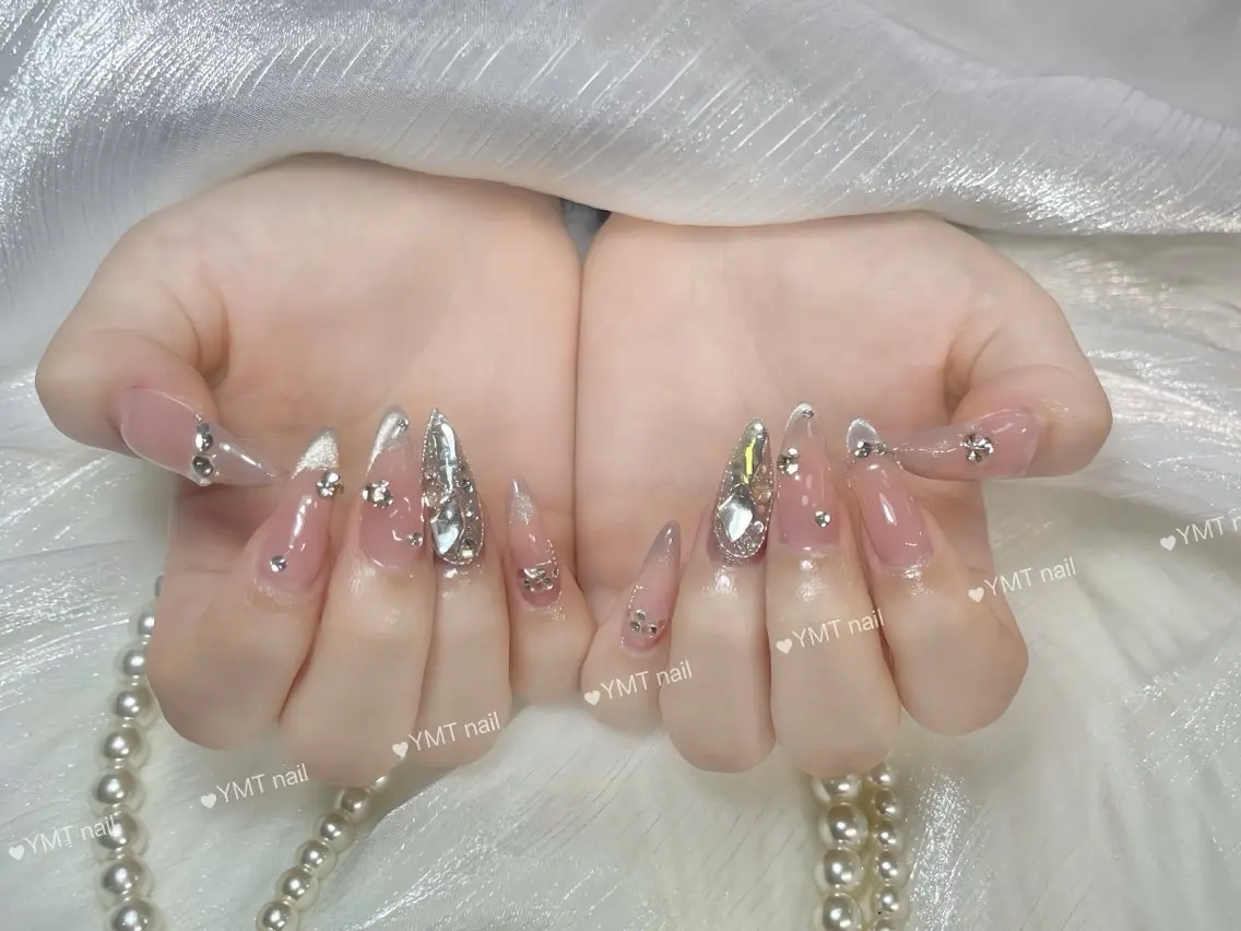 ネイル 長さ出し フットネイル ジェルネイル 韓国ネイル マグネットネイル ハンドネイル YMT. NailStudioのネイルデザイン