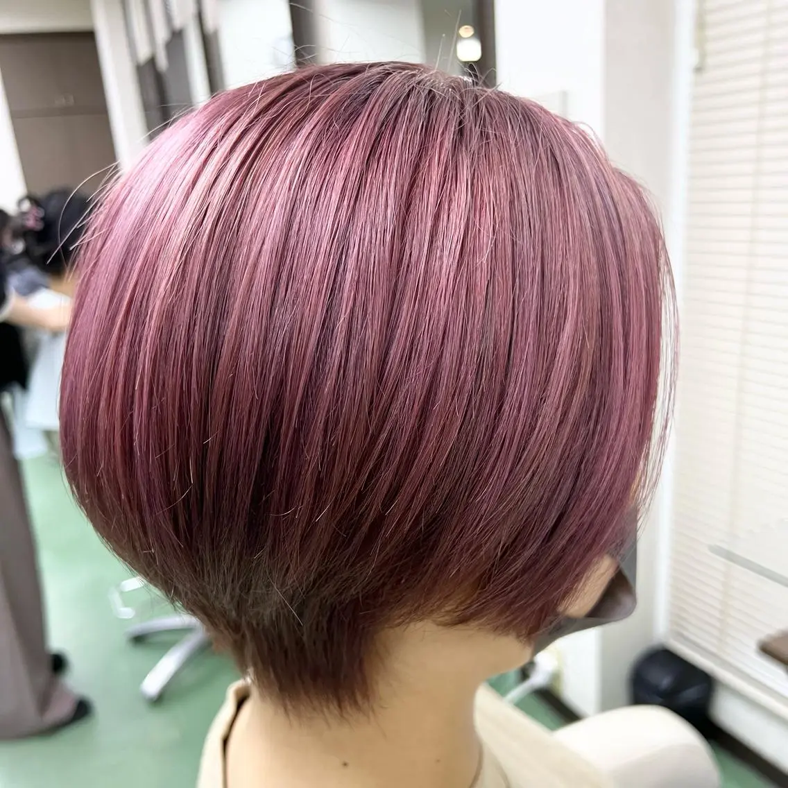 ショート ショートボブ ボブ ショートヘア カット ヘアカラー 甲田 豪徳のヘアスタイル