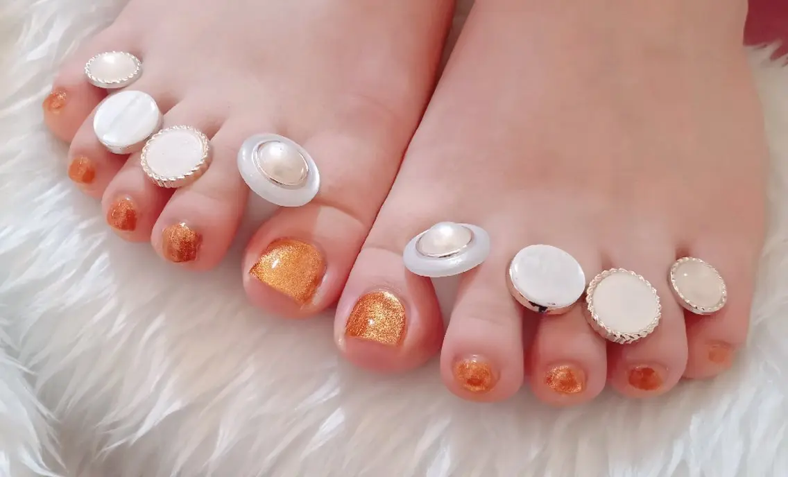 ネイル フットネイル オレンジ Nail Salon macherieのネイルデザイン