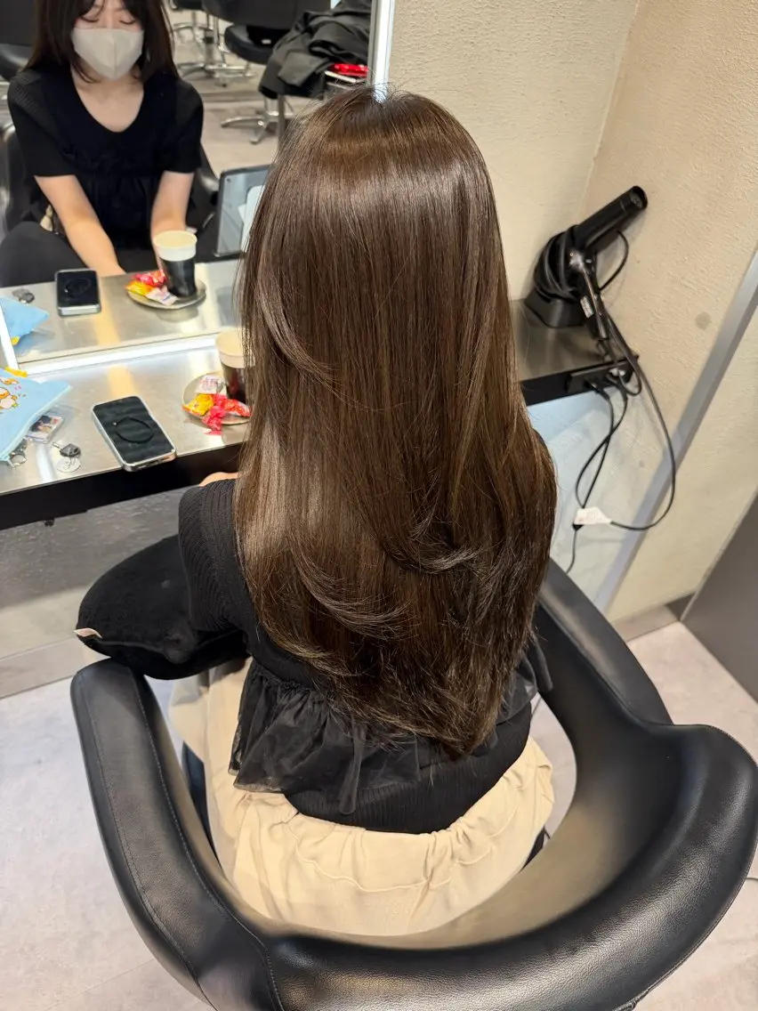 セミロング ヘアカラー トリートメント oto／透明感カラー /うる艶カラーのヘアスタイル