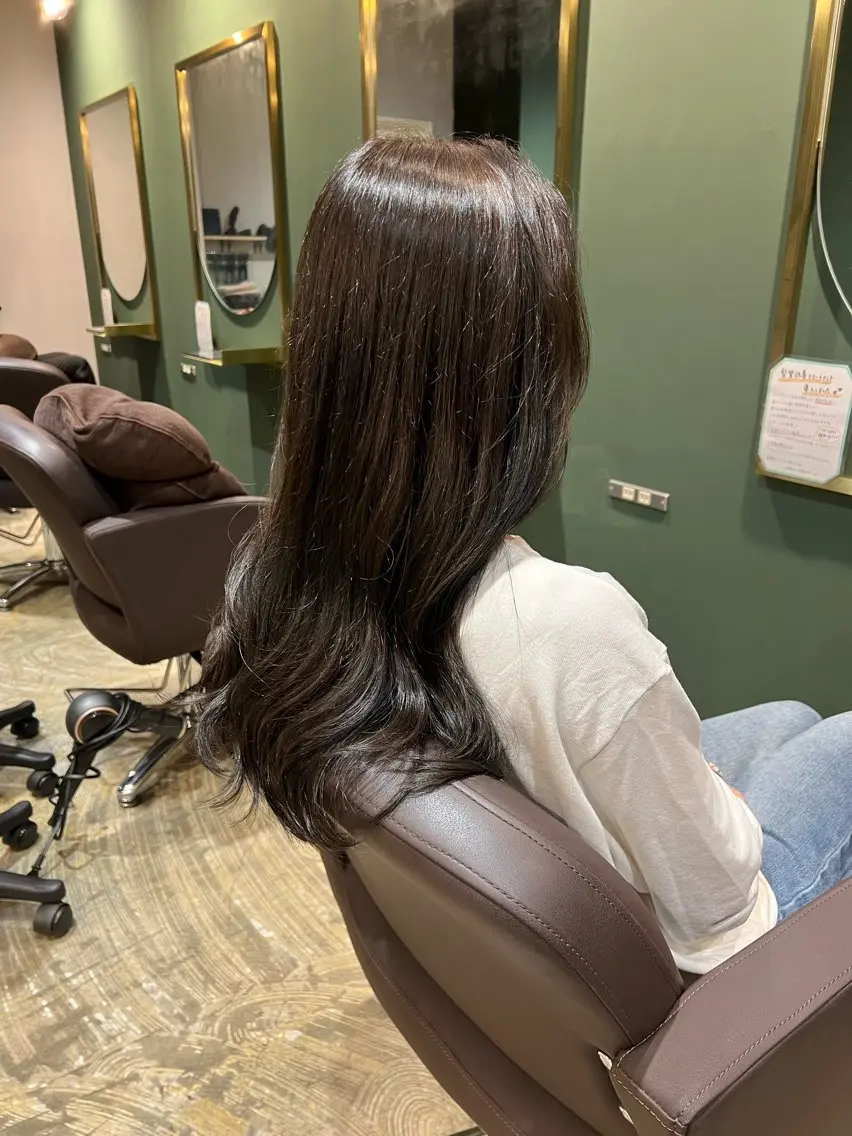 セミロング カラー ヘアカラー トリートメント ヘッドスパ カラースペシャリスト しょう🧑🏼‍🎨のヘアスタイル