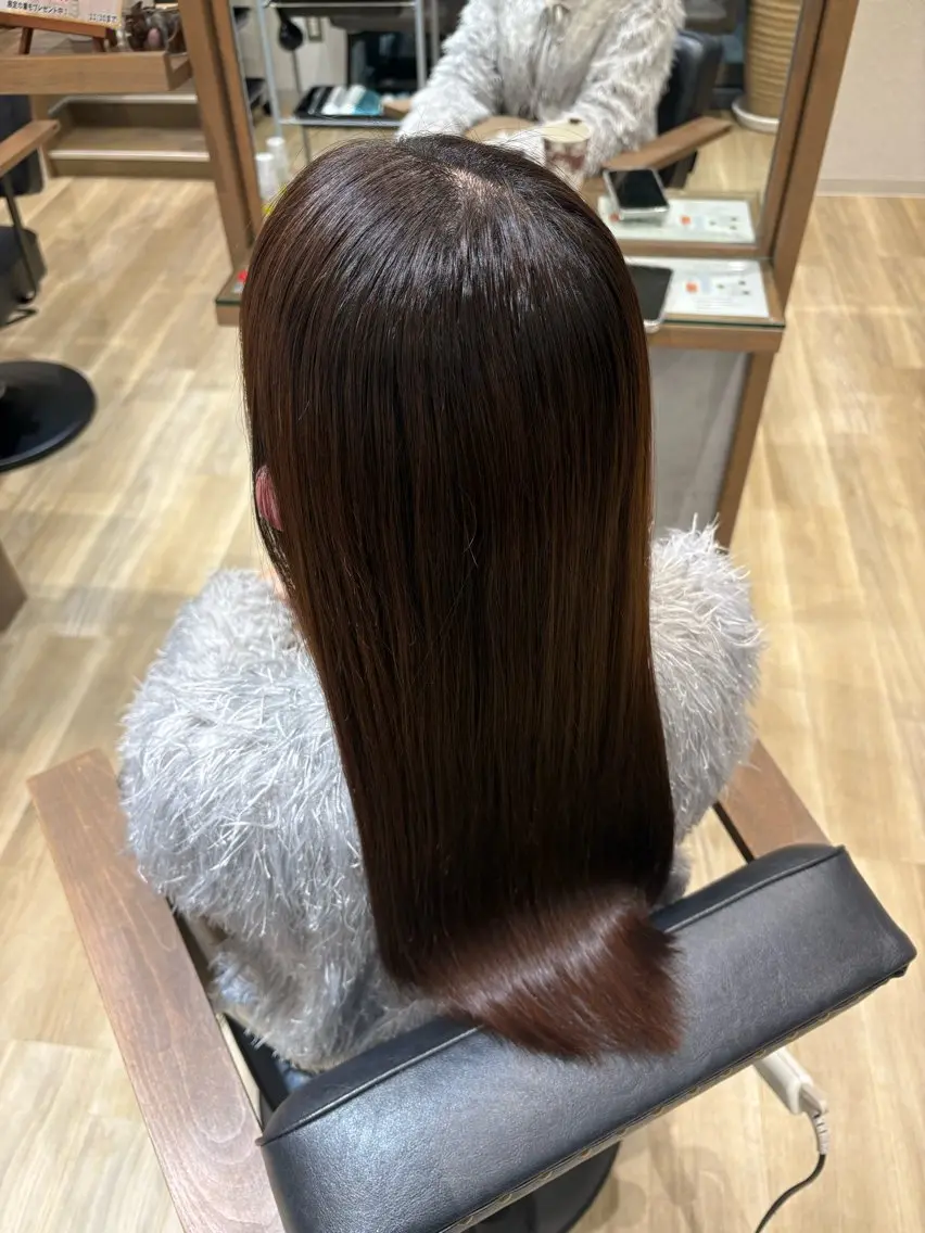 【✨新規限定✨】似合わせカット✂︎+韓国風艶カラー💙(毛穴スッキリ！ナノバブルシャンプー付き🫧)の写真