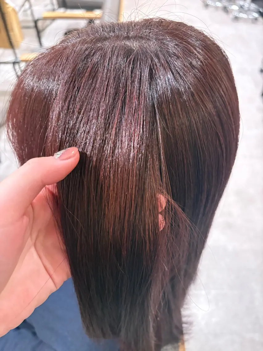 カラー ミツエダ チヒロのヘアスタイル