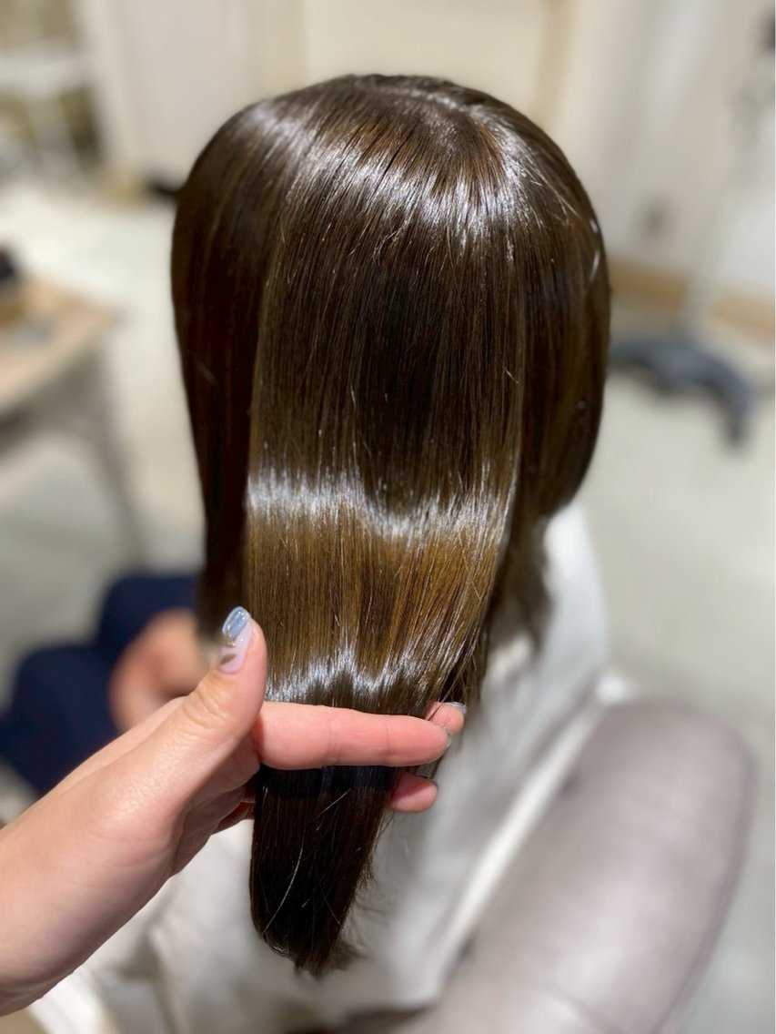 ロング カラー 宇野 徠未のヘアスタイル