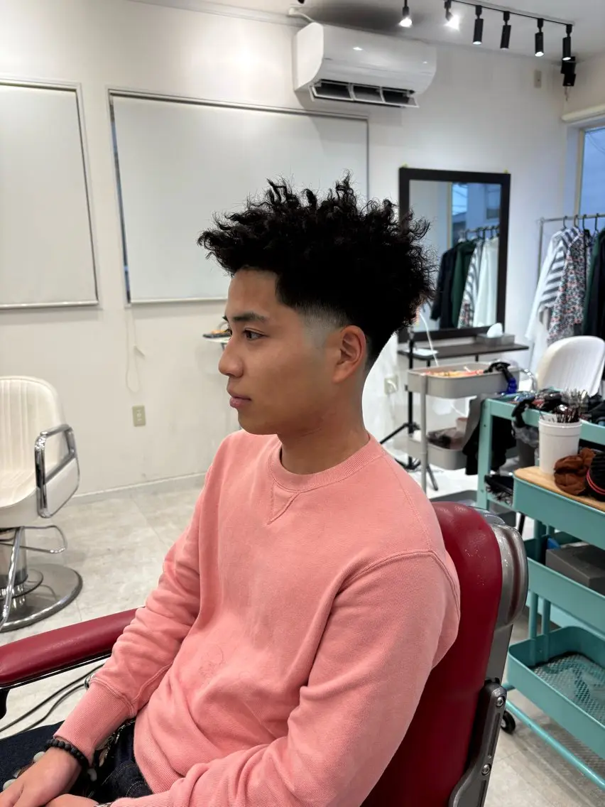 ショート パーマ メンズ カット パーマ 本間 颯太のヘアスタイル
