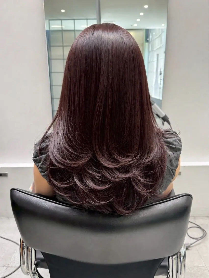ロング ヘアカラー 井上 陽向のヘアスタイル