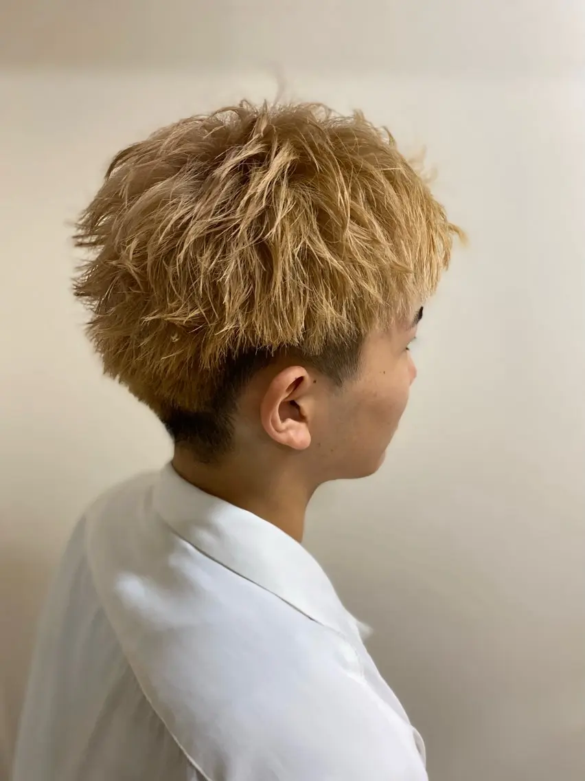 ショート メンズ メンズハイトーン ショートヘア 伊藤 裕也のヘアスタイル
