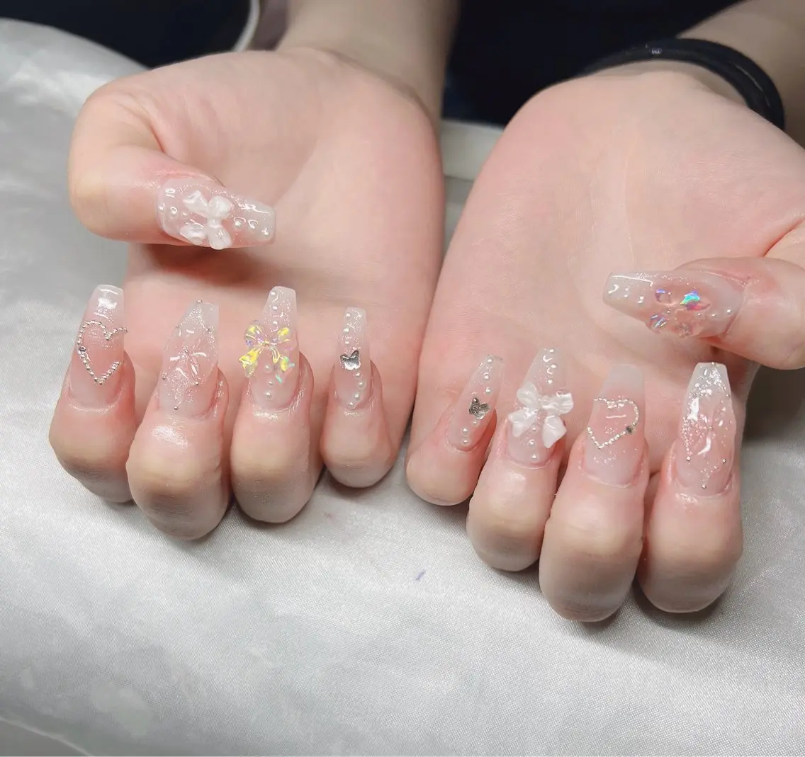 ネイル ハンドネイル Lee Nailsのネイルデザイン