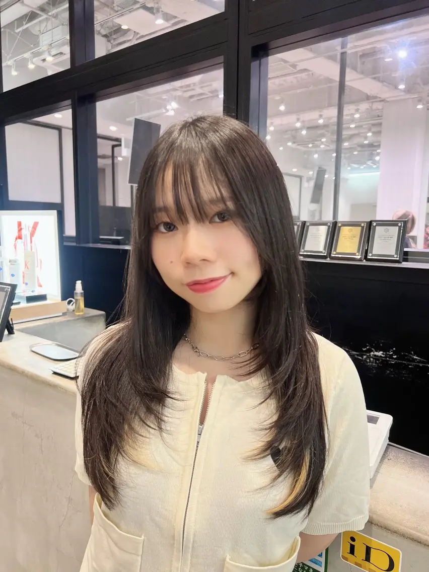 ロング ボブ レイヤーカット レイヤーカット特化 シオンのヘアスタイル