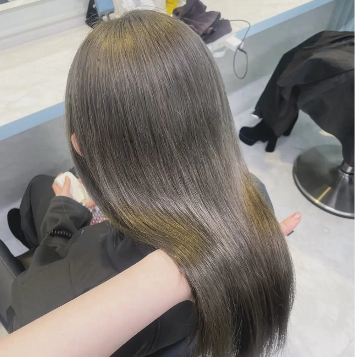 ミディアム カラー 【美髪矯正/絹髪】 🎀hinano🎀のヘアスタイル
