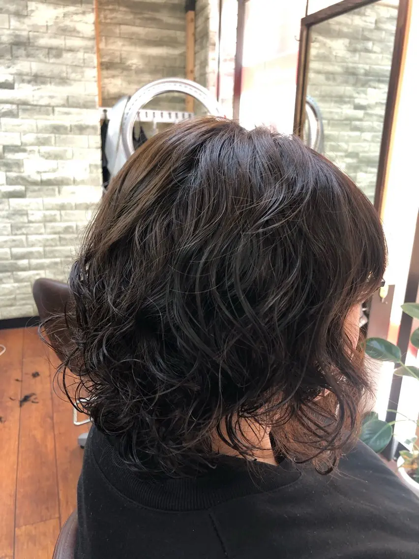 ミディアム パーマ キセ ワカナのヘアスタイル