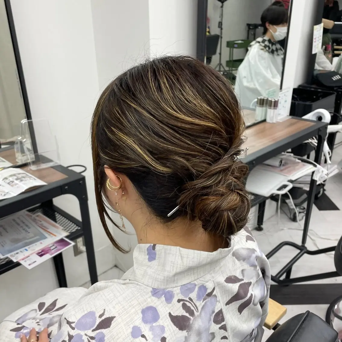 セミロング カラー パーマ ヘアアレンジ メンズ キッズ ネイル マツエク・マツパ アイブロウ mona/ ストレートスタイル✨のヘアスタイル