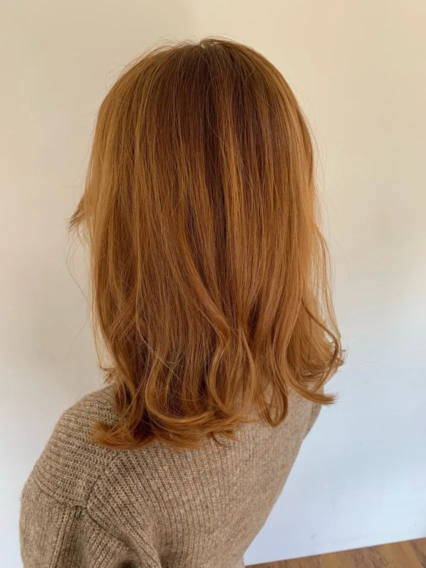 セミロング カラー ベージュカラー ブリーチ ブリーチなしカラー ユージ / ケアブリーチ/透明感のヘアスタイル