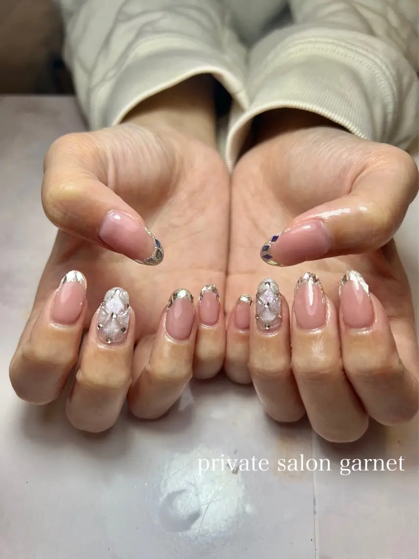 ネイル フレンチネイル ガラスフレンチ Garnet nailのネイルデザイン