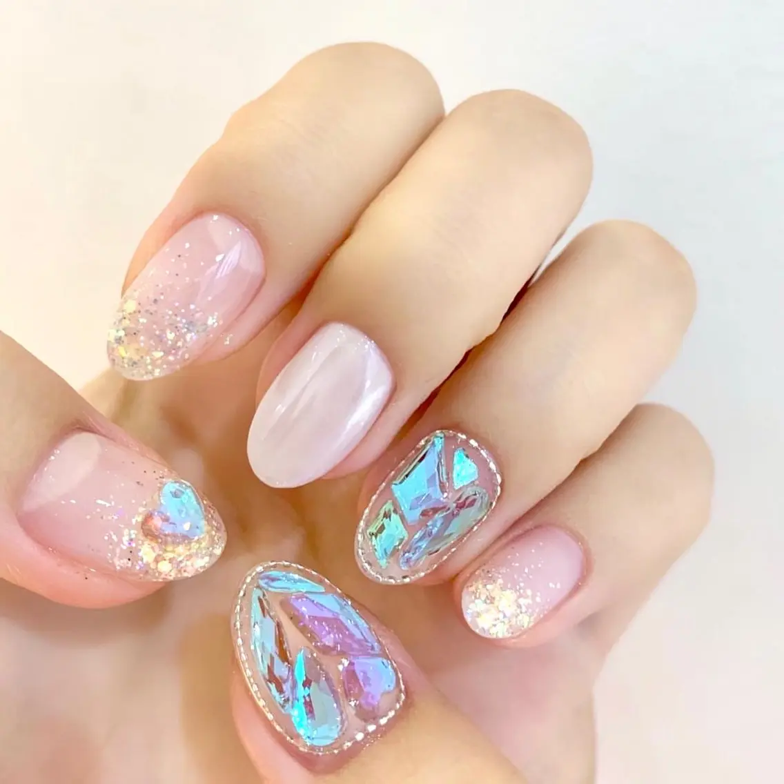 ネイル ハンドネイル Vogusty's Nail 鶴見店のネイルデザイン