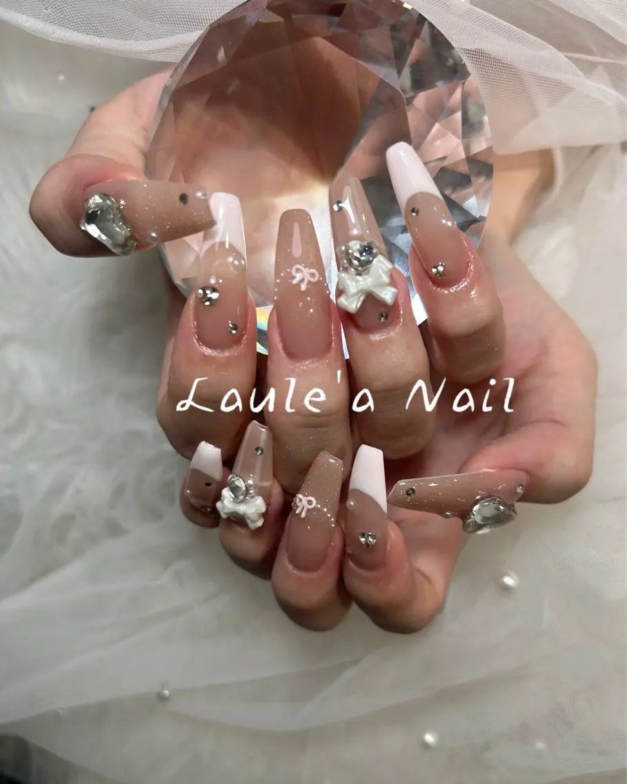 ネイル ハンドネイル 🌈 Laule'aのネイルデザイン