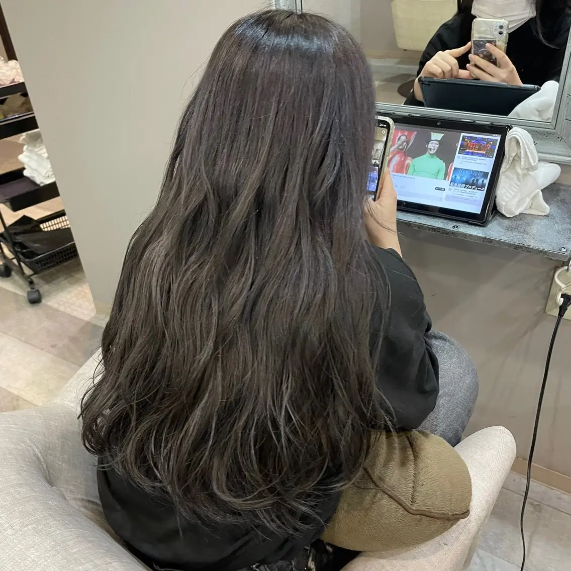ロング トリートメント ヘアカラー 池田 優那のヘアスタイル