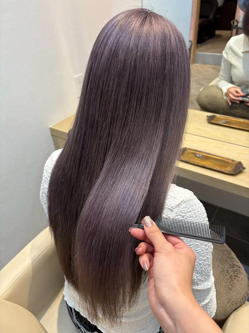ロング カラー グレージュ ラベンダーカラー ラベンダーグレージュ ラベンダーグレー ヘアカラー ブリーチ/韓国 ひなたのヘアスタイル