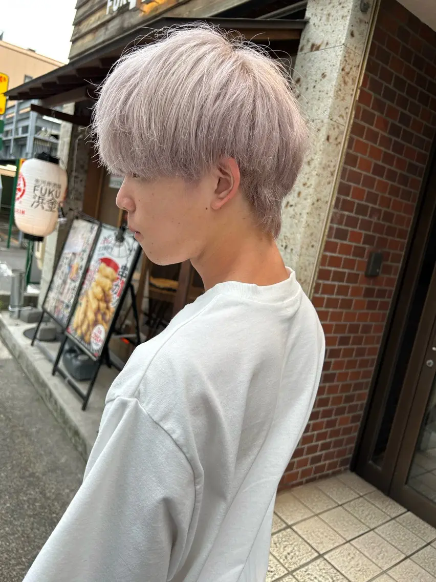 ショート カラー メンズ メンズブリーチ マッシュウルフ マッシュ メンズウルフカット ブリーチ カット ヘアカラー ハイトーン/メンズ 水野翔太のヘアスタイル