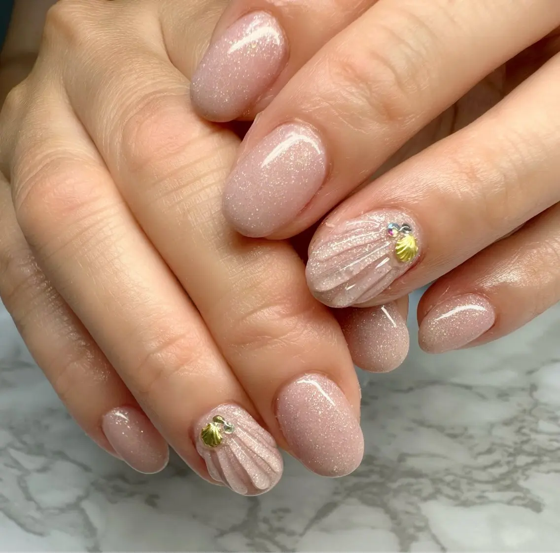 ネイル オーロラネイル ニュアンスネイル 夏ネイル Mai’s nailのネイルデザイン