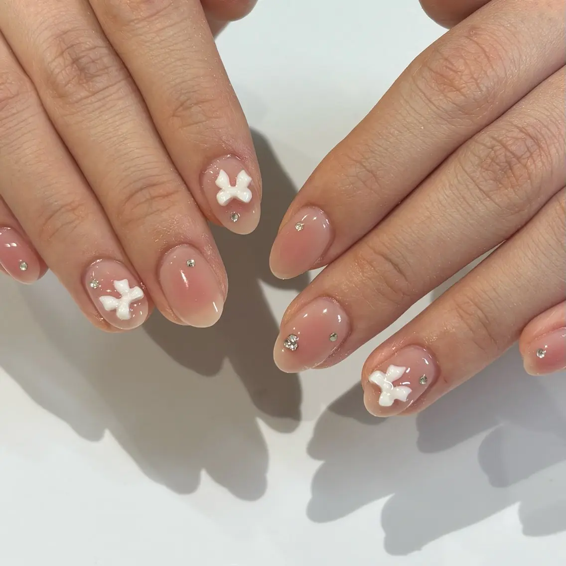 ネイル チークネイル 持ち込み リボン モデル様募集中♡ Kokomi🍮のネイルデザイン